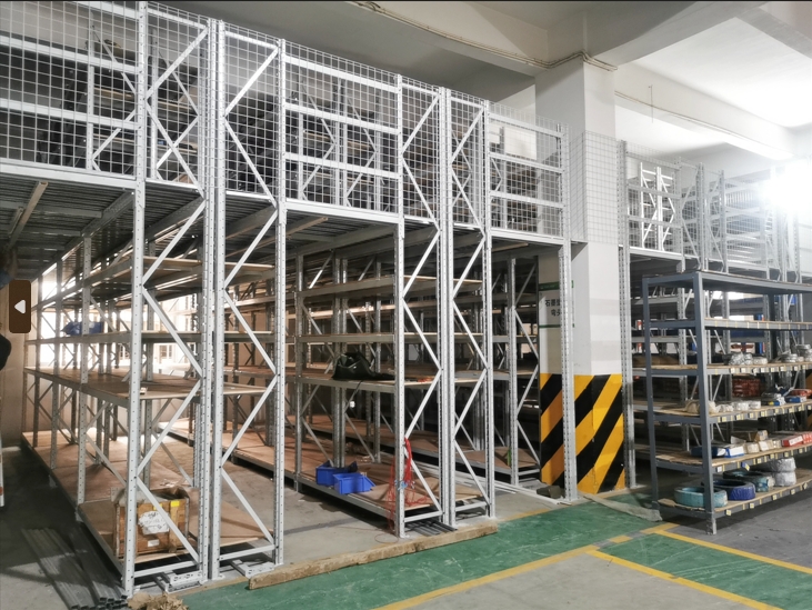 驚呆了！6米層高倉庫爆改9層貨架式閣樓，儲物效率直接拉滿300%！